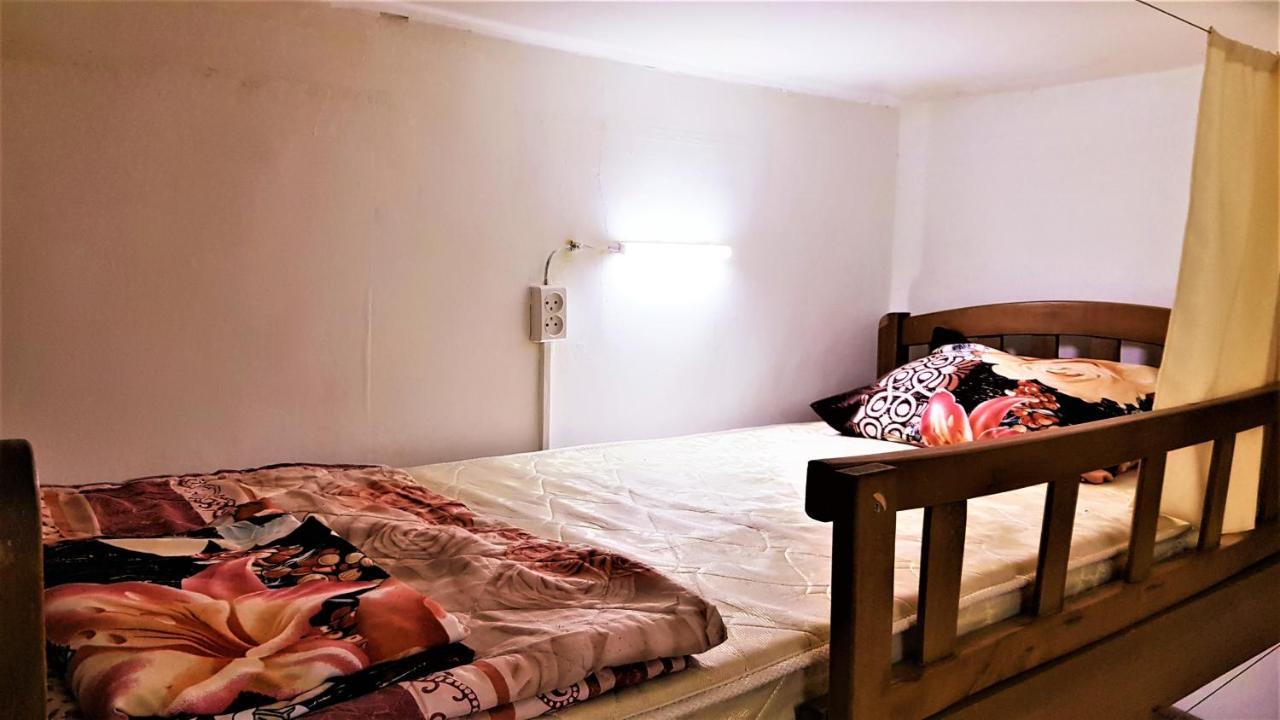 Backpackers Hostel Tbilisi Buitenkant foto