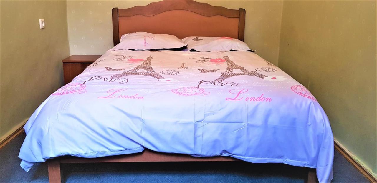 Backpackers Hostel Tbilisi Buitenkant foto