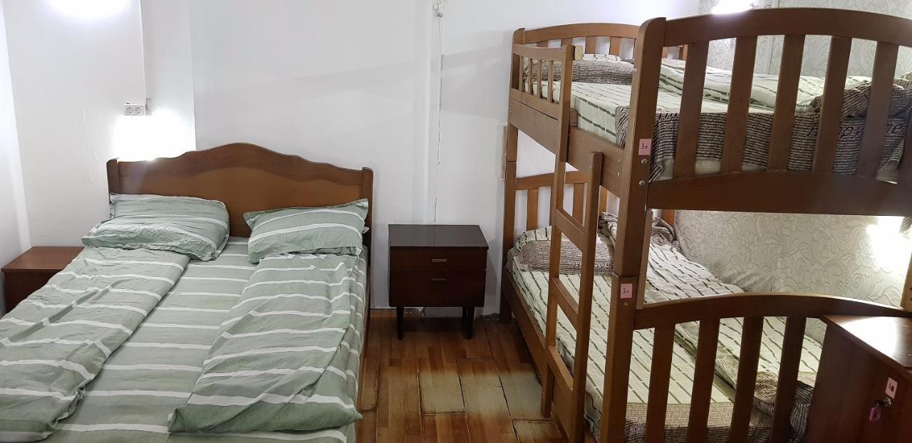 Backpackers Hostel Tbilisi Buitenkant foto
