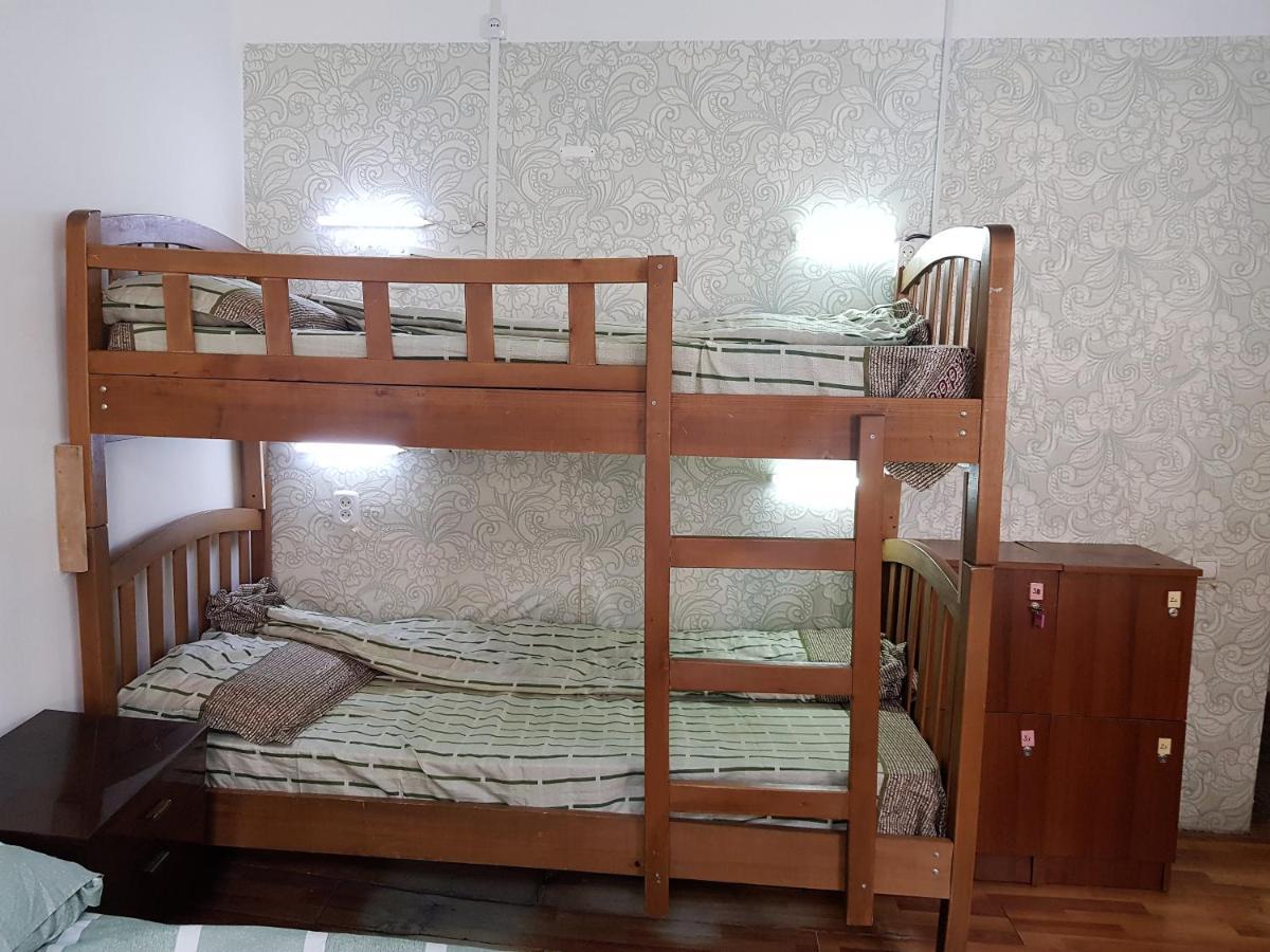 Backpackers Hostel Tbilisi Buitenkant foto