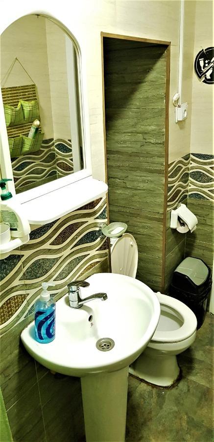 Backpackers Hostel Tbilisi Buitenkant foto